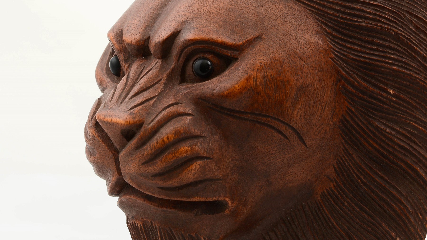 Maun Agaci El Yapimi Dekoratif Aslan Bustu 1