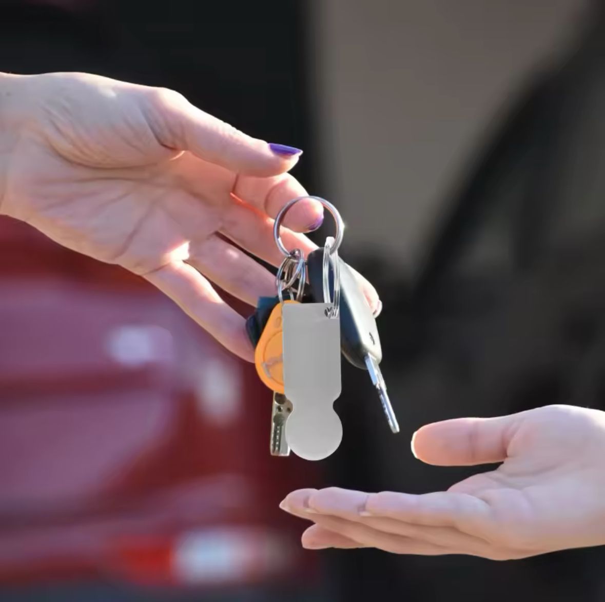 Pratik Alisveris Arabasi Anahtarligi 1